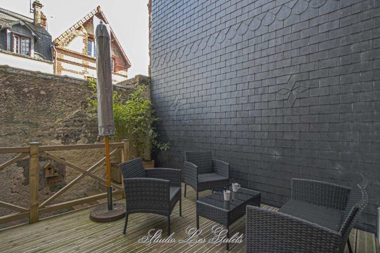 La Venelle Du Bassin Apartment Honfleur Exterior foto